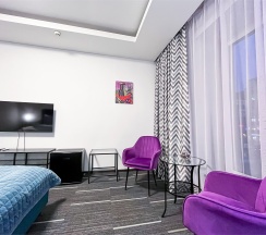 Делюкс с балконом и двуспальной кроватью в Moscow Point-Red October