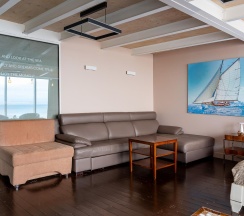 Комната семейная с двуспальной кроватью (Вид на море) Sea View Family suite by Vvo в Sea view apartments