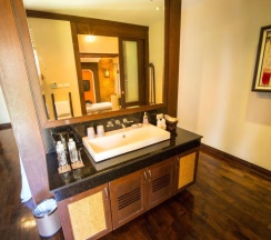 Вилла Deluxe с видом на реку в Sibsan Resort & Spa Maeteang