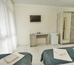 3-местный номер "Комфорт" с балконом в Grand Elif