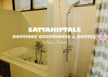 Номер Standard с балконом и с видом на море в Sattahiptale Boutique Guest House & Hostel