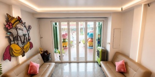 Карон: Отель Karon Living Room