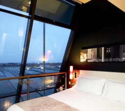 Двухместный полулюкс двуспальная кровать в Sofitel Munich Bayerpost