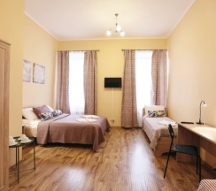 Трёхместный номер в МК Краски