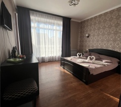 Двухместный с двухспальной кроватью улучшенный в Anastasia