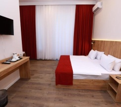 Номер Standard в Malakan Hotel