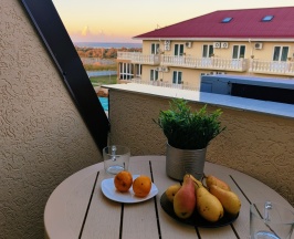 4х местный стандарт с французским балконом в Золотой берег Витязево