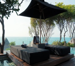 Двухместная Pool Villa Scenic (South) с видом на океан двуспальная кровать в Silavadee Pool Spa Resort