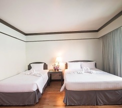 Семейный номер Standard в Grand Plaza Hotel