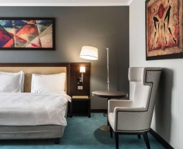 Двухместный люкс двуспальная кровать в Radisson Hotel Astana