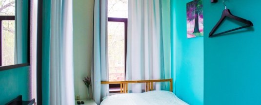 Номер эконом с 1 двуспальной кроватью в U hostel