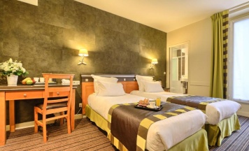 Трёхместный номер Superior в Hotel Mondial