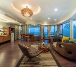 Четырёхместный семейный люкс в Springfield at Sea Resort & Spa