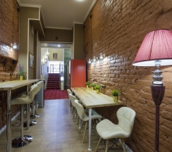 нижняя капсула в Nevsky Capsule Hotel