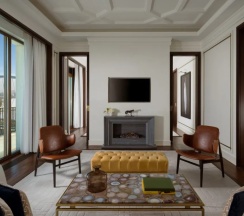 Двухместный люкс St. Regis с балконом двуспальная кровать в The St. Regis Astana
