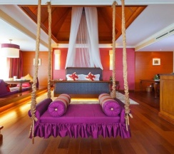 Двухместный люкс Romantic 2 отдельные кровати в Diamond Cliff Resort & Spa, Patong Beach