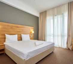 Двухместный номер Standard с балконом двуспальная кровать в Prehotel