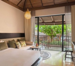 Четырёхместный люкс семейный Rasa с 2 комнатами в Отель Buri Rasa Village Phangan