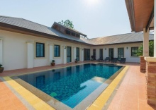 Коттедж в Private 4 Bedroom Pool Villa! (NB6)