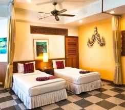 Четырёхместный люкс Hu Kwang в Birds and Bees Resort