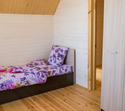 Коттедж с балконом в Подстепки house