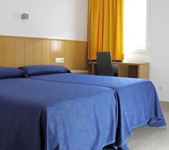 Двухместный номер Superior 2 отдельные кровати в Hostal Conchita Legazpi
