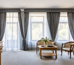 Люкс в Голден отель