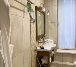 2-комнатный номер люкс премиум в Барский флигель