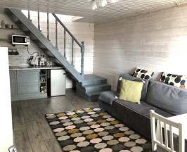 Коттедж с балконом в VIPhouse.olkhon