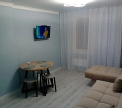 Апартаменты с 2 комнатами в Квартира у Кремля, ДС Кристалл