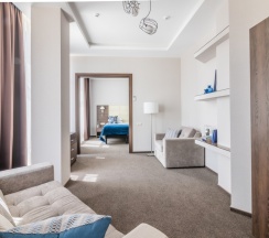 Люкс Семейный с видом на город в Проспект