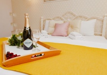 Designer room "Romance" в Melton Hotel