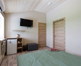 Гостевой дом №3, комната 22, улучшенная двухместная в Цинцкаро