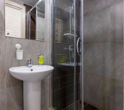 Трехместные Апартаменты Комфорт в Port Comfort by the Gostiniy Dvor
