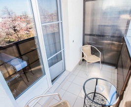 Стандарт Улучшенный Балкон в Art Hotel Krasnodar