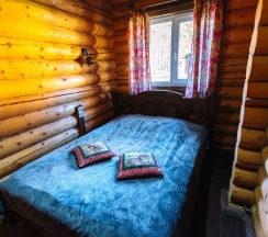 Дом улучшенный в Царские палаты