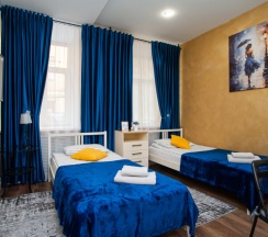 Номер с двумя раздельными кроватями и собственной ванной комнатой в Goldie Home