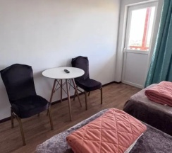 Двухместный номер Standard с балконом и с видом на реку двуспальная кровать в Акварель