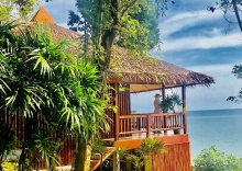 Семейная вилла с балконом и beachfront в Koh Jum Resort