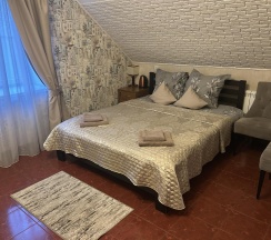 Номер стандарт с двуспальной кроватью №2 в Скорпион