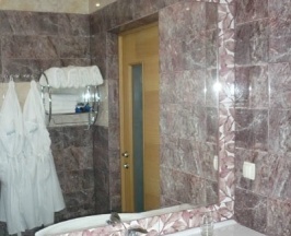 Двухместный номер Standard с балконом и с красивым видом из окна двуспальная кровать в Шторм