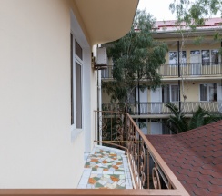 Комфорт | балкон в Светлый