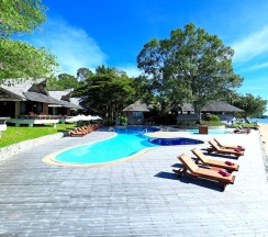Номер Standard с балконом и с видом на залив в Sunset Park Resort and Spa