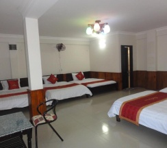 Кровать в общем номере в Casablanca Hotel