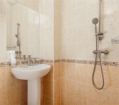 Standard Double (двухкомнатный) в Мореми