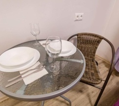 1-комнатные апартаменты студия №1 в Уно Эстейт