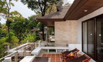 Двухместный номер Pavillion Deluxe с балконом 2 отдельные кровати в Baan Krating Phuket Resort