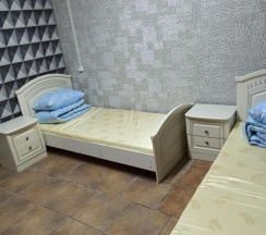 Кровать в 3-местном общем номере (без окна) в Диско