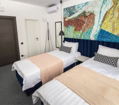 Двухместный номер с 1 кроватью или 2 отдельными кроватями в SV hotel