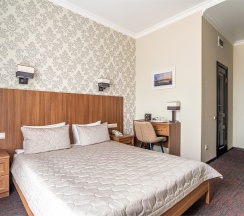 Стандарт двухместный с двуспальной кроватью в Kravt Sadovaya Hotel